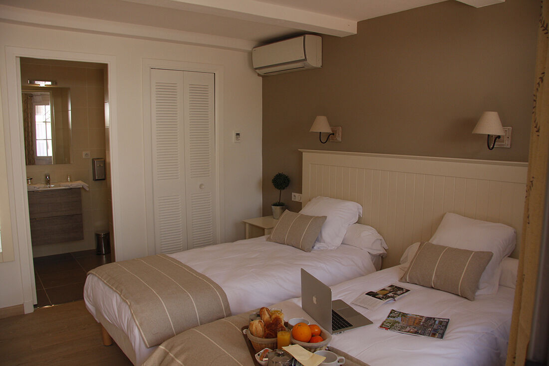 Le Concorde Hotel Aix-en-Provence Szoba fotó